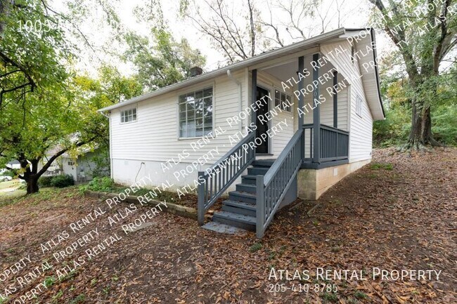 Building Photo - 1005 Minor Dr