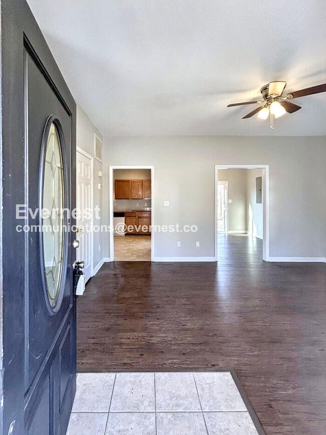 Foto del edificio - 4350 Wakeman Dr