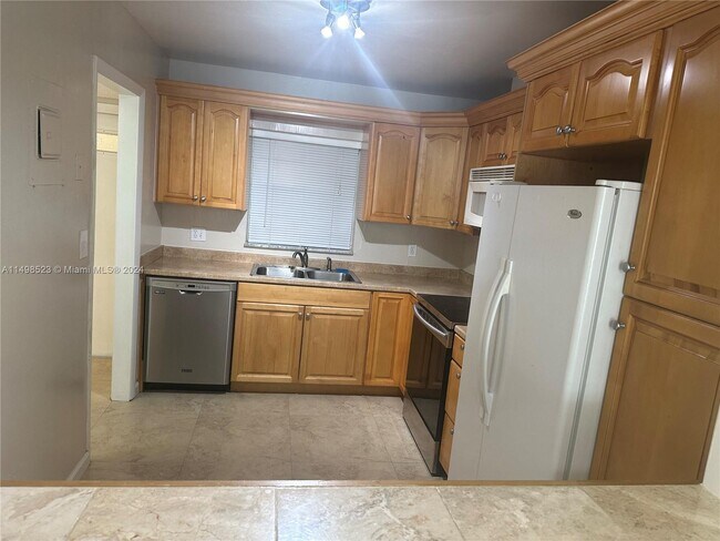 Foto del edificio - 5140 SW 40th Ave