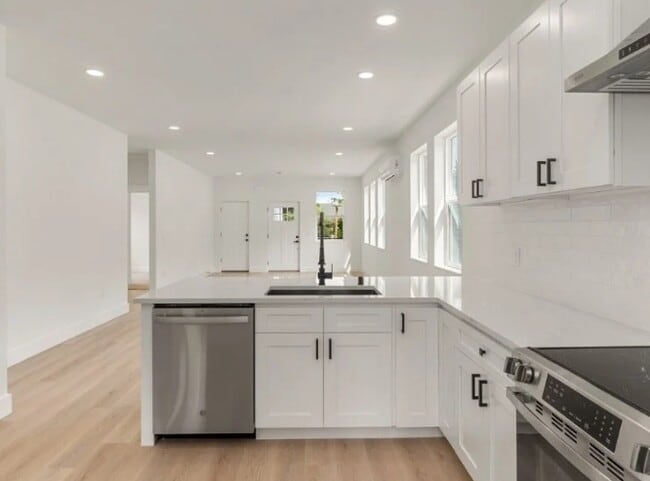 Building Photo - 211 W Harriman St