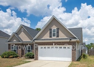 Building Photo - 2033 Gray Goose Loop