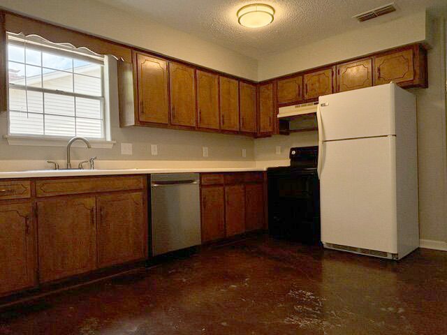 Foto del edificio - 420 Jonquil Ct
