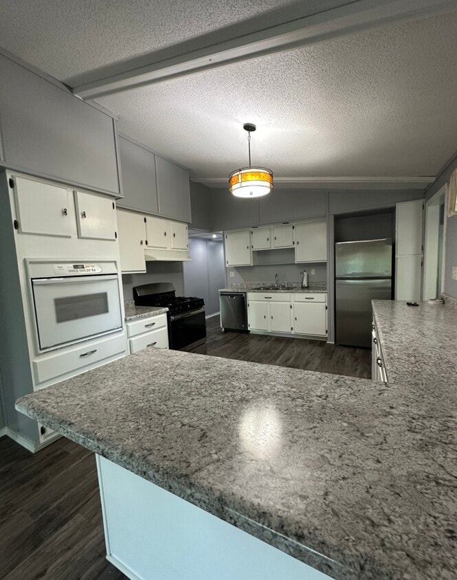 Building Photo - 2054 Norcon Ln