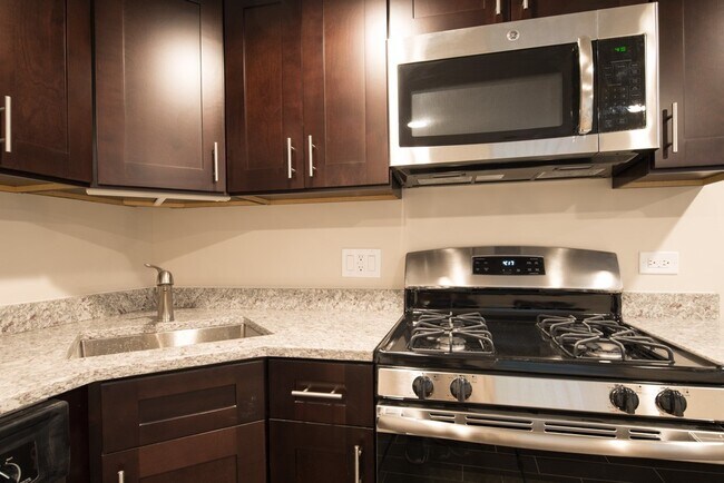 Foto del edificio - 2758 N Richmond St