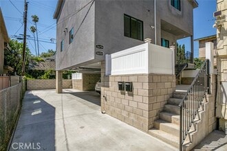 Building Photo - 1615 Winona Blvd
