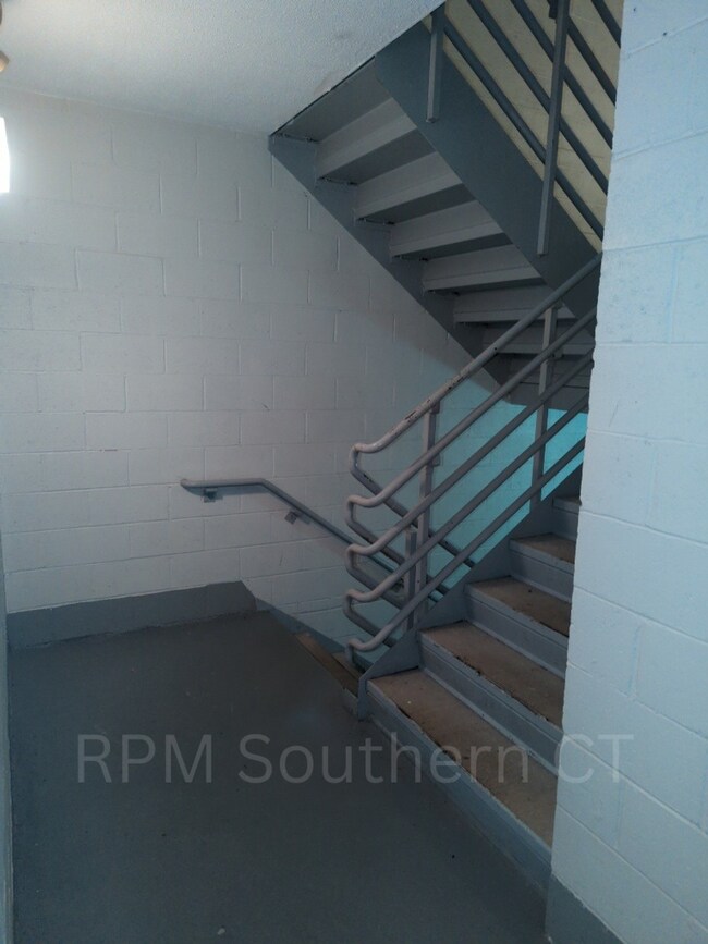 Foto del edificio - 1 Bedroom Condo | Whitneyville