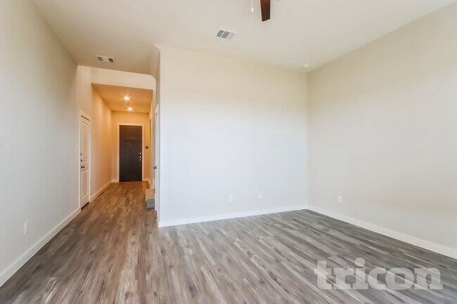 Building Photo - 22705 Terrazzo Dr