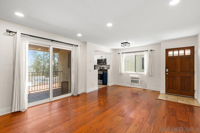 Building Photo - 10158 Camino Ruiz