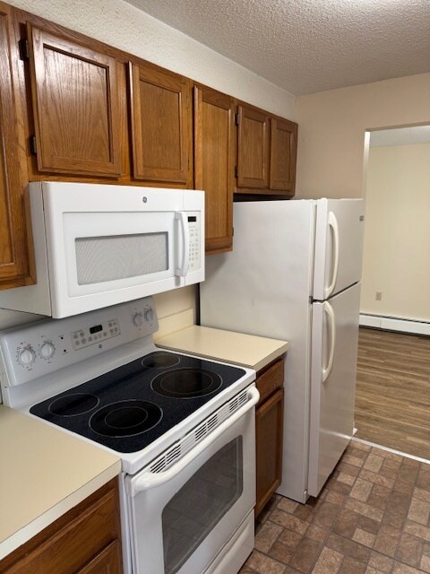Foto principal - 655 Talcottville Rd