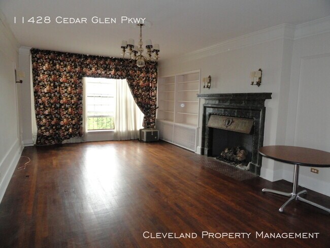Building Photo - Upscale Cedar Glen Cleveland Condo