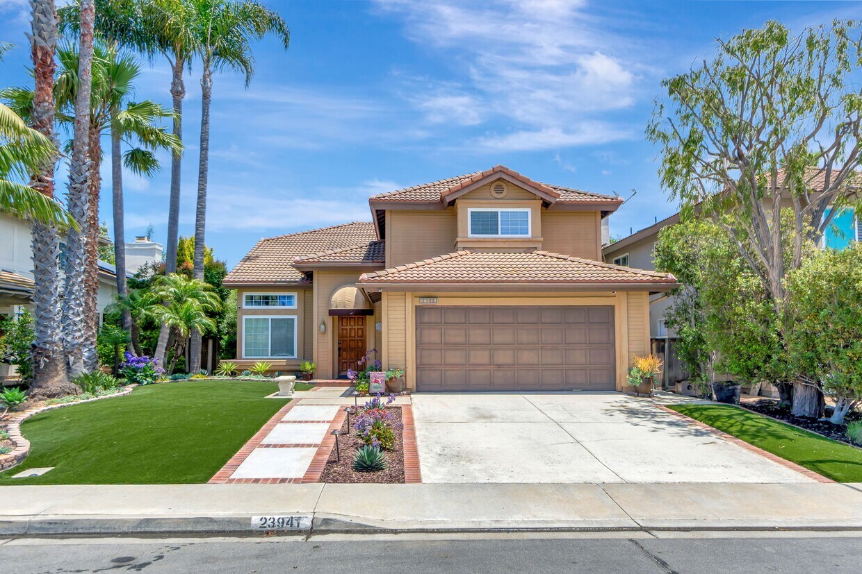 Primary Photo - 23941 Frigate Dr