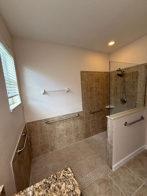 Building Photo - 3684 Gurrero Dr