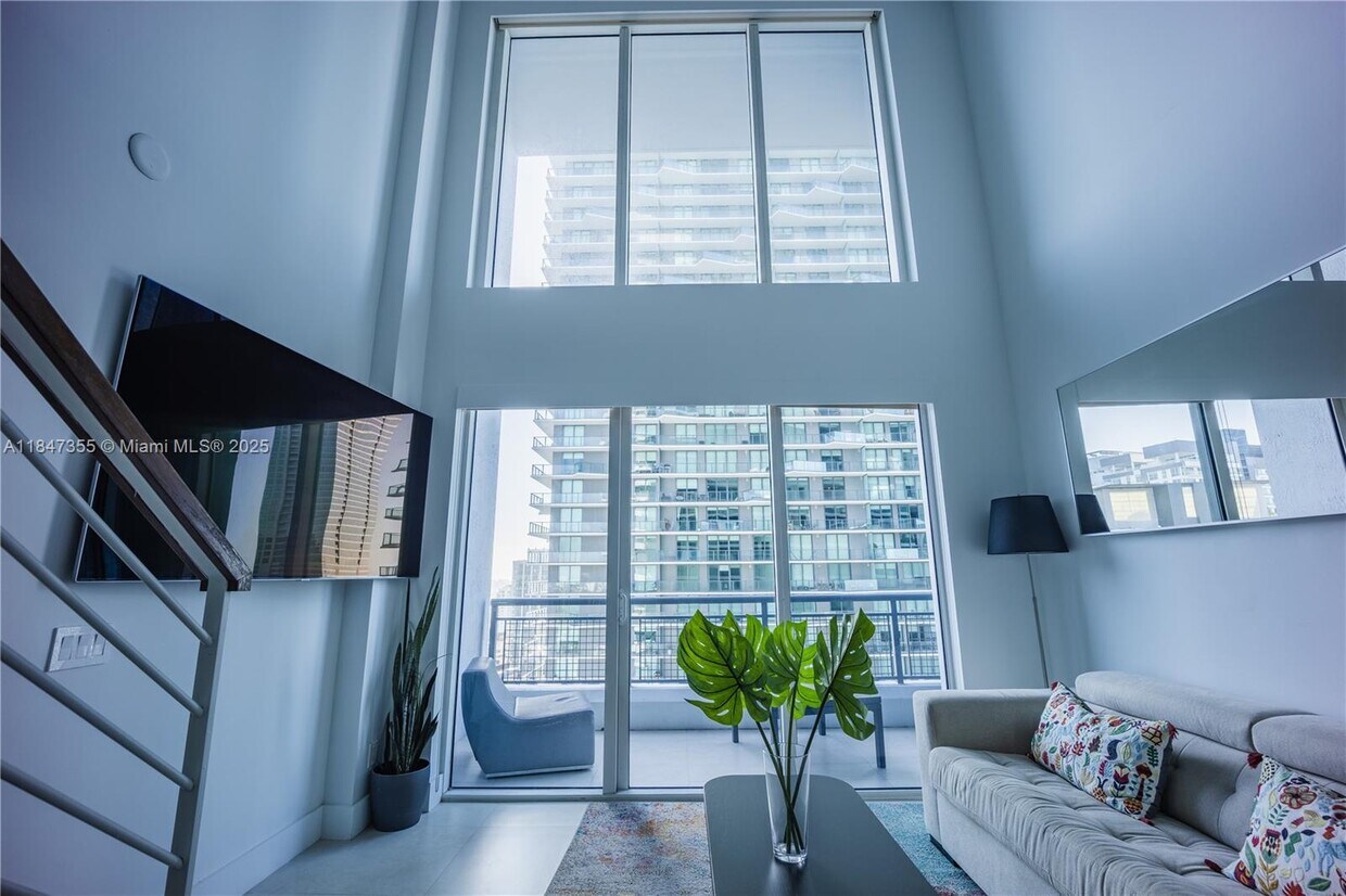 Foto principal - 60 SW 13th St