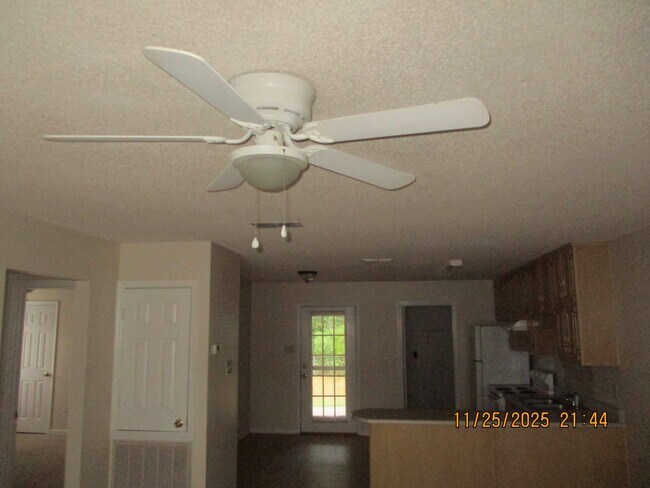 Foto del edificio - 186 Starksville Ave