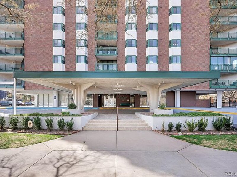 Foto principal - 550 E 12th Ave