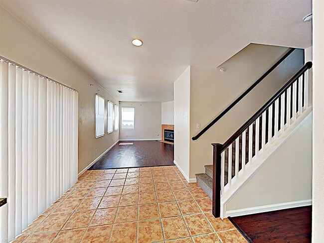 Building Photo - 4819 Ventana Way