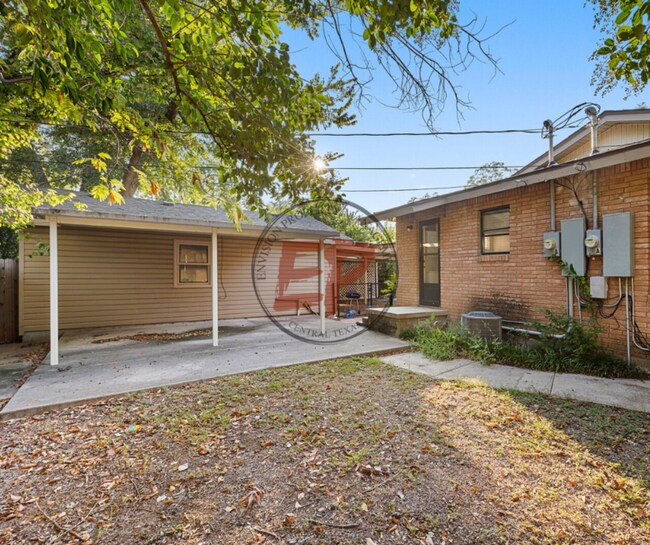 Foto del edificio - 3817 Parkwood St