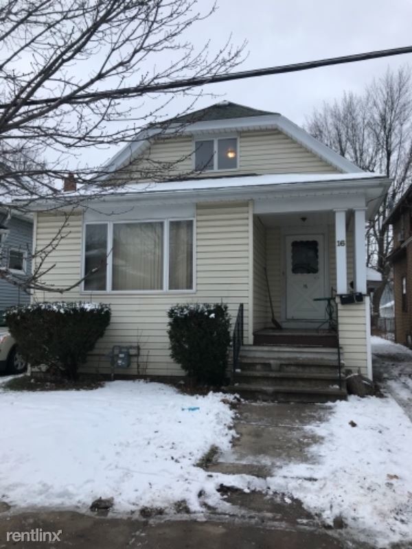 Primary Photo - 4 br, 1 bath House - 16 Crossman Ave