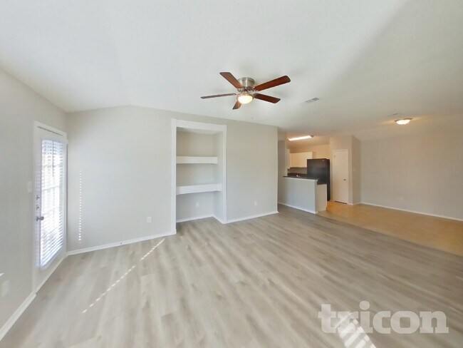 Foto del edificio - 6508 Brookhaven Trail