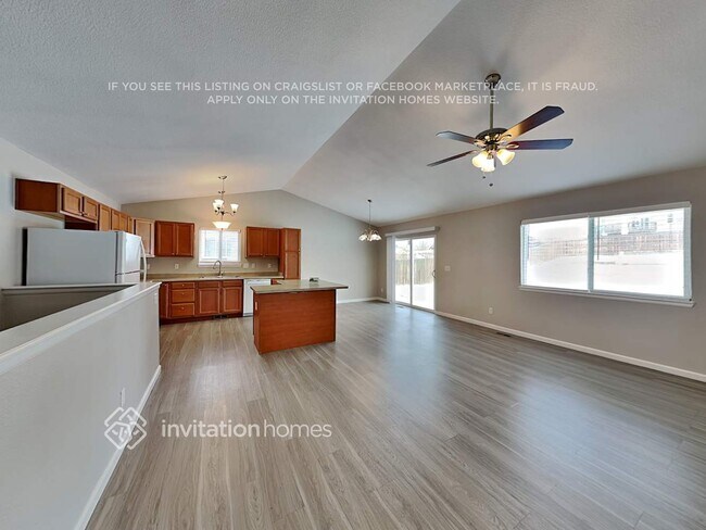 Foto del edificio - 10737 Darneal Dr