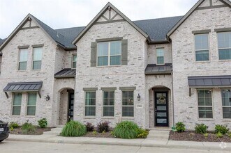 Building Photo - 12961 Wymeth Dr