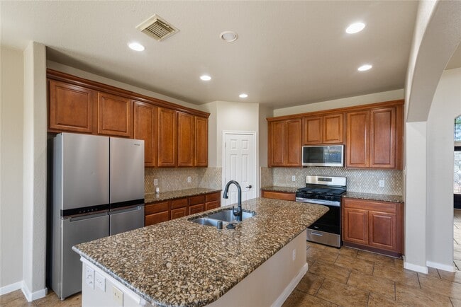 Building Photo - 24822 Dutton Point Dr
