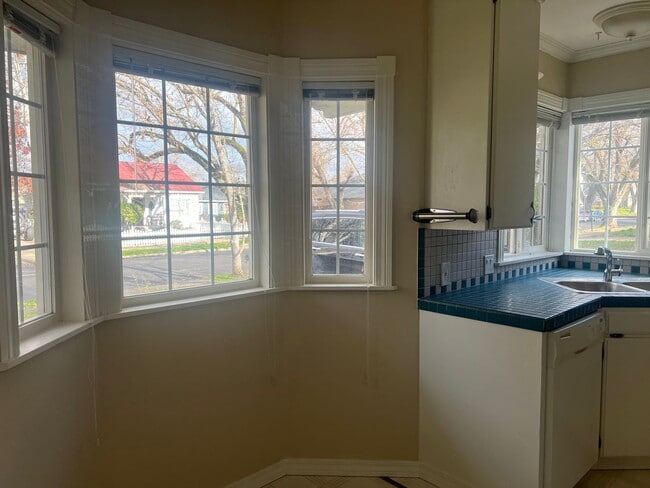 Foto del edificio - Affordable, Adorable Medford Home!!