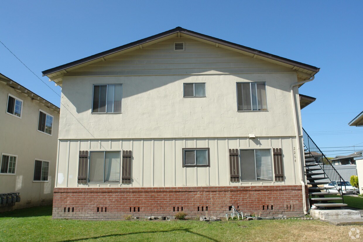 Building Photo - 2264 Ellena Dr