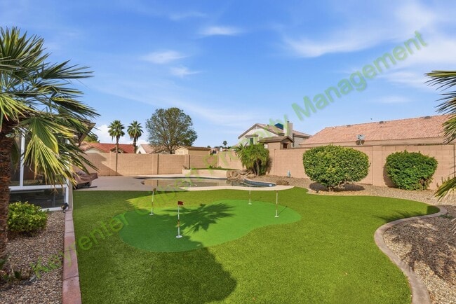 Foto del edificio - Resort-Style Living with Private Pool in Prime Chandler Location