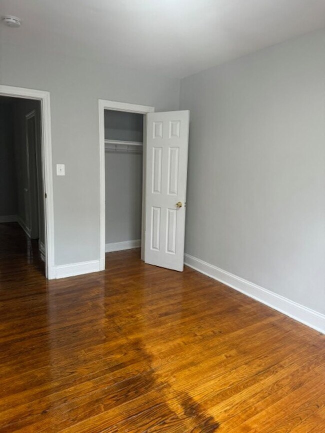 Photo - 1124 16th St NE Apartment