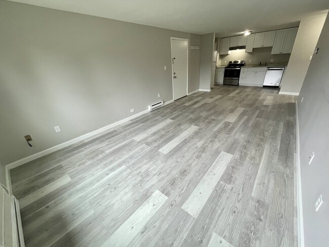 Building Photo - 14B Mayberry Dr
