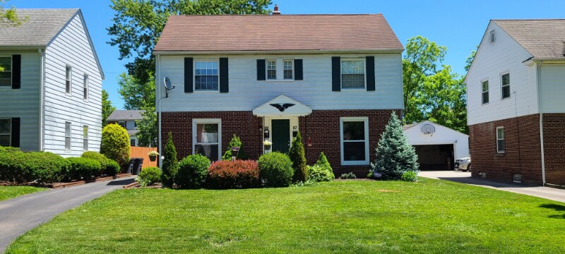 87 N Pershing Ave Akron, OH 44313 – photo 2
