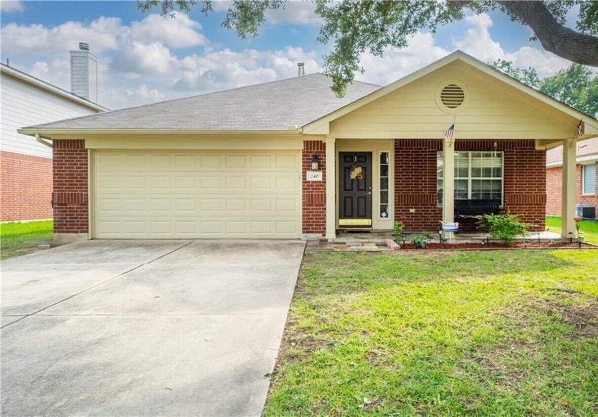 Foto principal - 240 Buttercup St