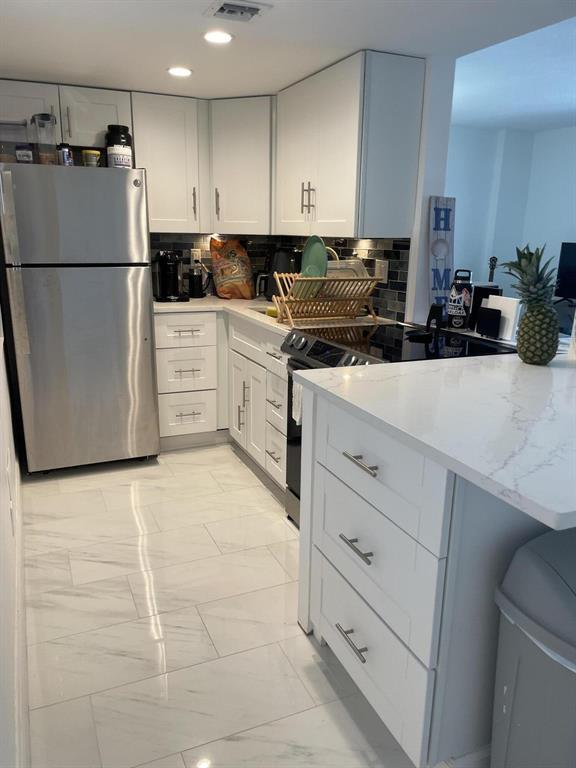 Foto del edificio - 1731 SE 15th St