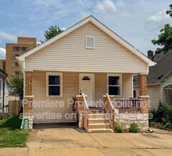 Building Photo - 239 S Mill St