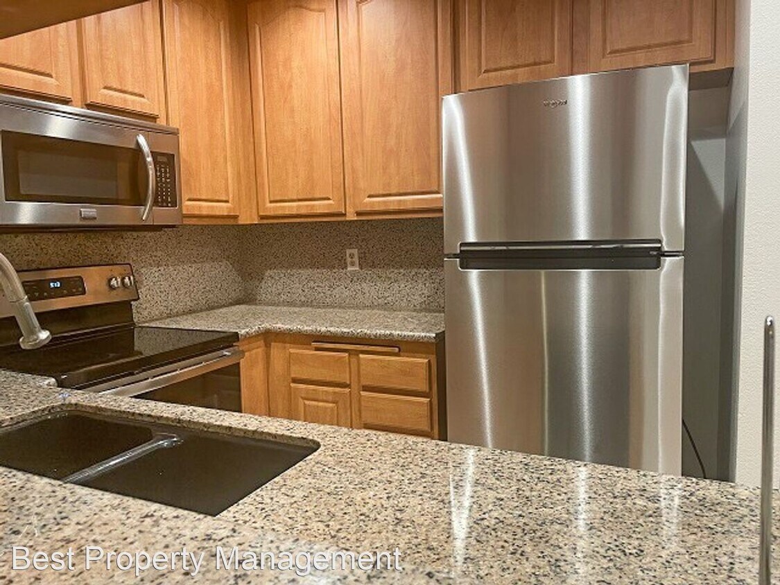 2 Br 2 Bath House 240 Galano Plaza House For Rent In Union City Ca Apartments Com