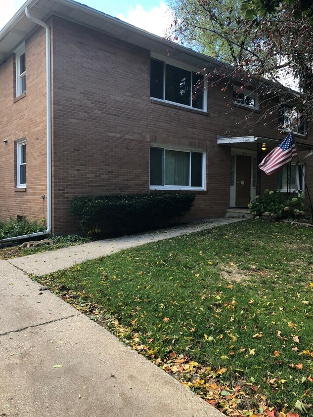 Primary Photo - 1306 Jewel Ct