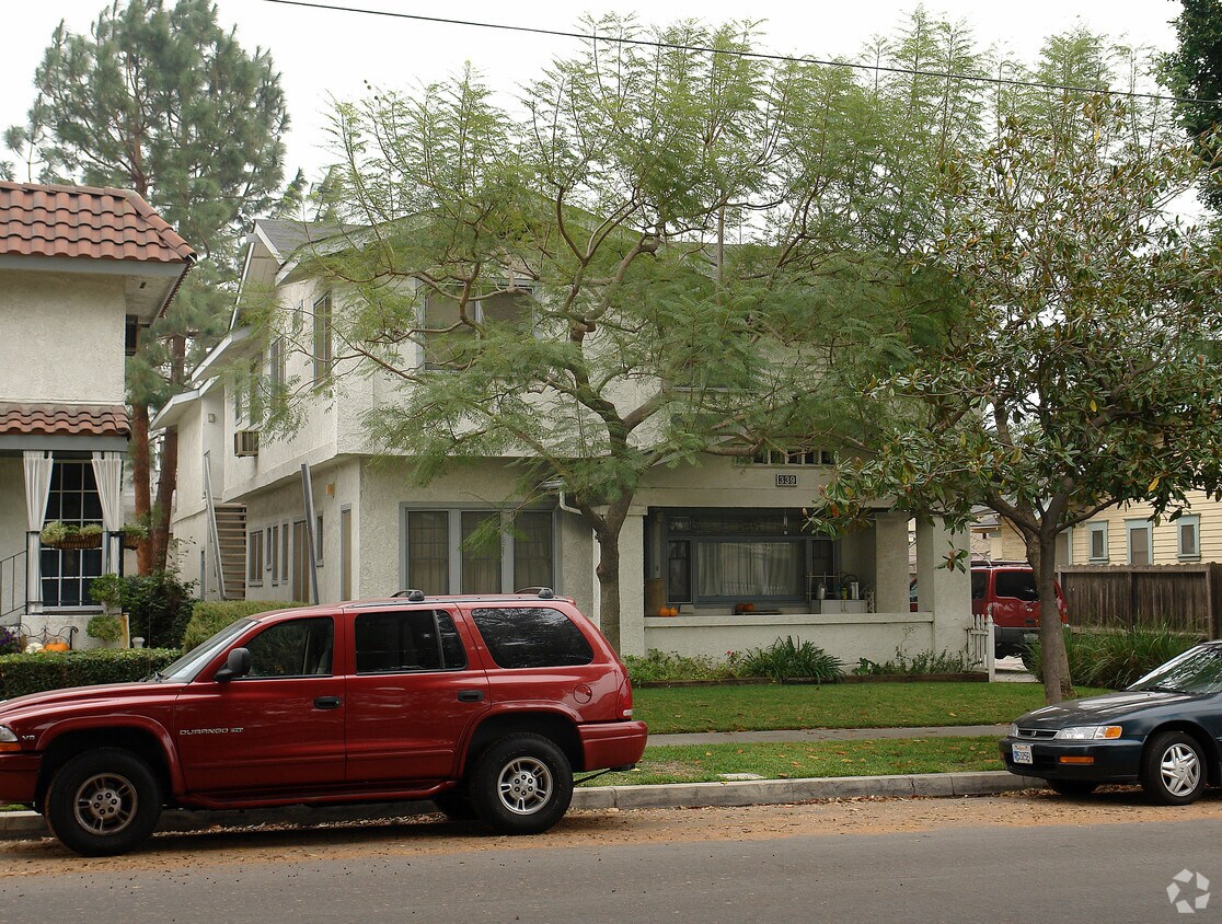 Building Photo - 339 S Olive St