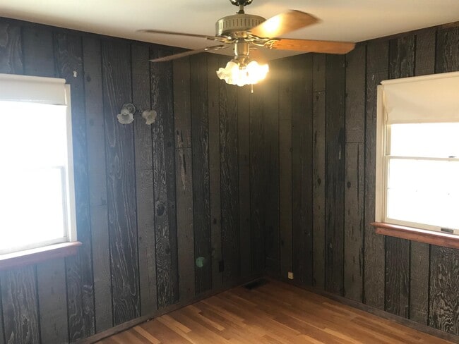 Photo - 221 Ben Nevis Rd House