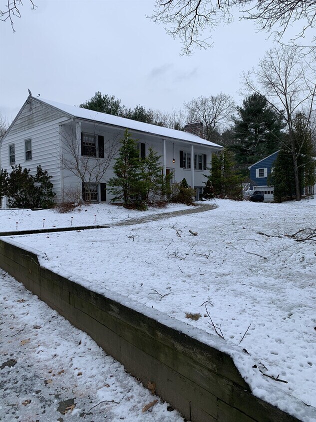 222 Farm St, Millis, MA 02054 House Rental in Millis, MA