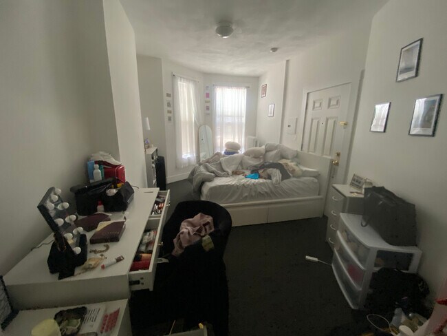Foto del edificio - 218 Hemenway St