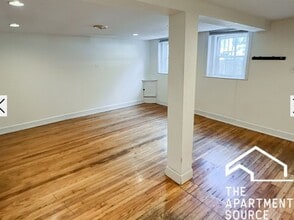 Building Photo - 3309 N Southport Ave