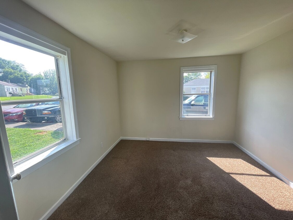 Building Photo - Fairfield Apartments - Ensley