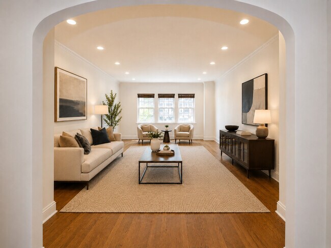 Foto del edificio - 4300 N Marine Dr