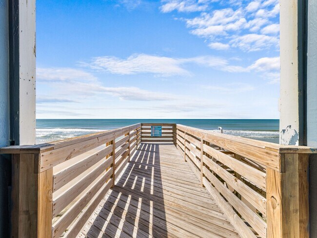 Foto del edificio - Furnished avail @ Topsail Reef Condos - OC...