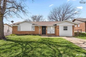 Building Photo - 4728 Eden Ln