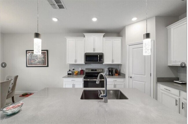 Foto del edificio - 6064 SW 89th St Rd