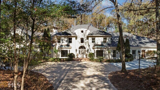Foto del edificio - 2580 W Wesley Rd NW