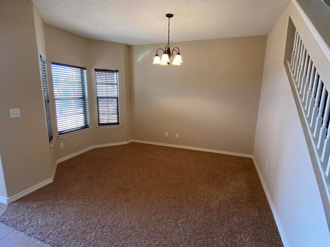 Building Photo - 14000 Sandy Point Ln