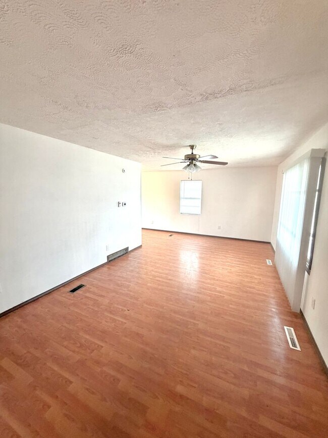 Foto del edificio - Fully Renovated 3-Bedroom Home in Flint!